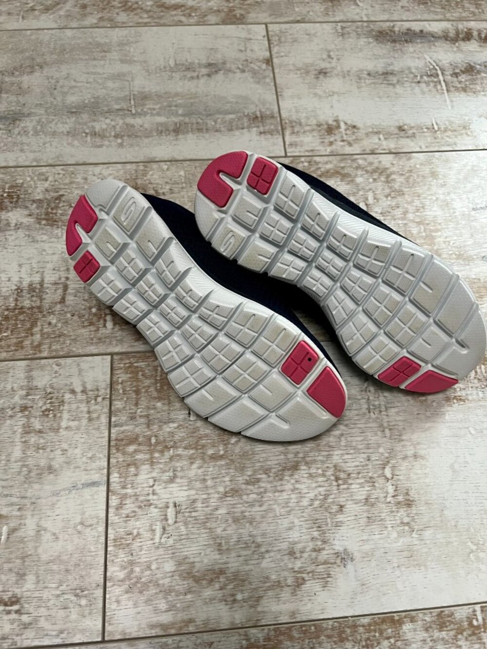 Sketchers Lite-Weight Athletic Shoes/Sneakers Size 5.5 - Picture 4 of 5